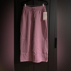 Lululemon Scuba Mid-Rise Wide-Leg Pant Lavender Lux Size M NWT